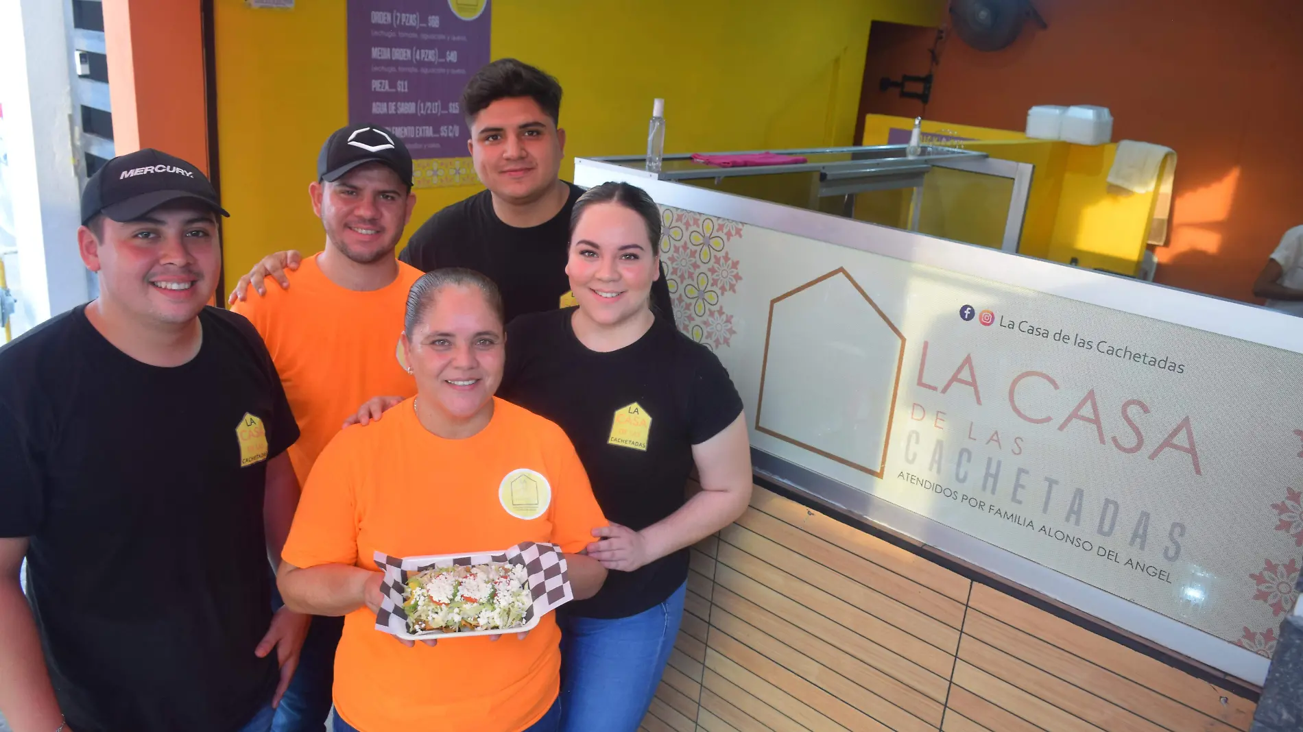 Cachetadas, entre los tacos más populares de Tampico 